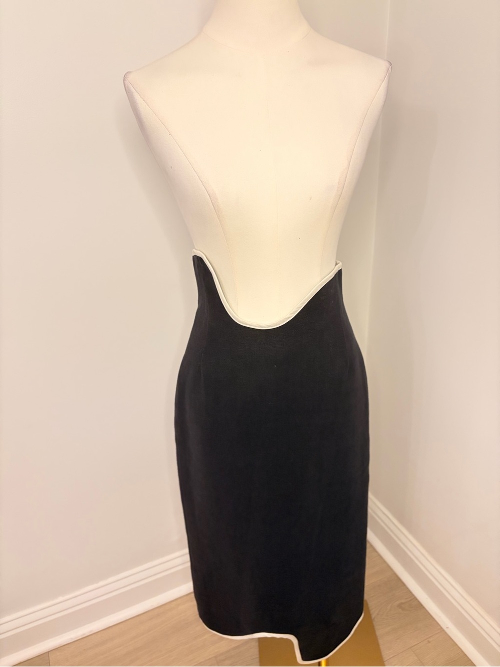 Tata Naka High-Waisted Avant-Garde Pencil Skirt Size 2